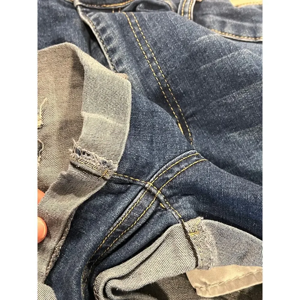 SHEIN Women's Size 2XL Distressed Jean Shorts - Picture 3 of 6